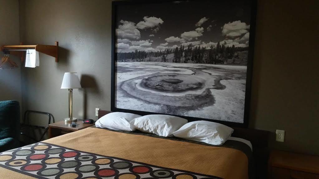 Hotel Super 8 by Wyndham Keokuk Zewnętrze zdjęcie