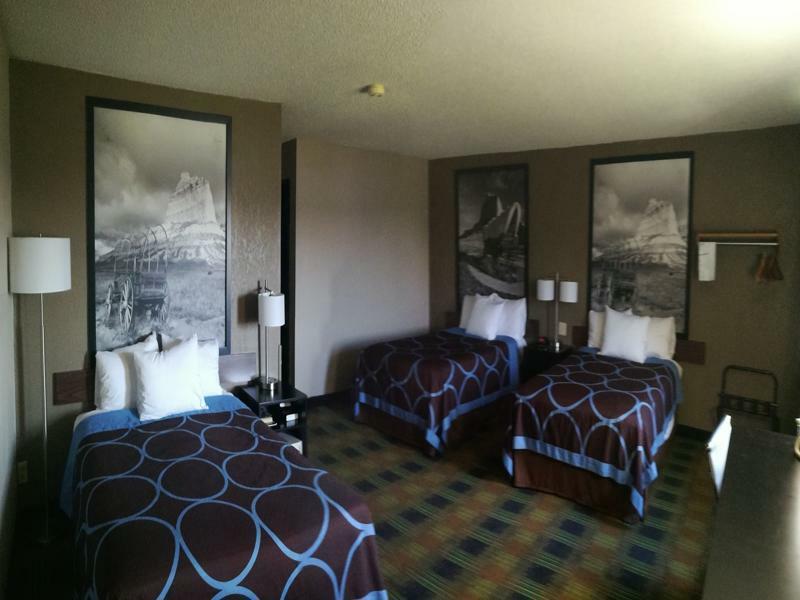 Hotel Super 8 by Wyndham Keokuk Zewnętrze zdjęcie